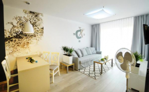 Отель Apartamenty REZULAK Solna B104 204 303  Колобжег